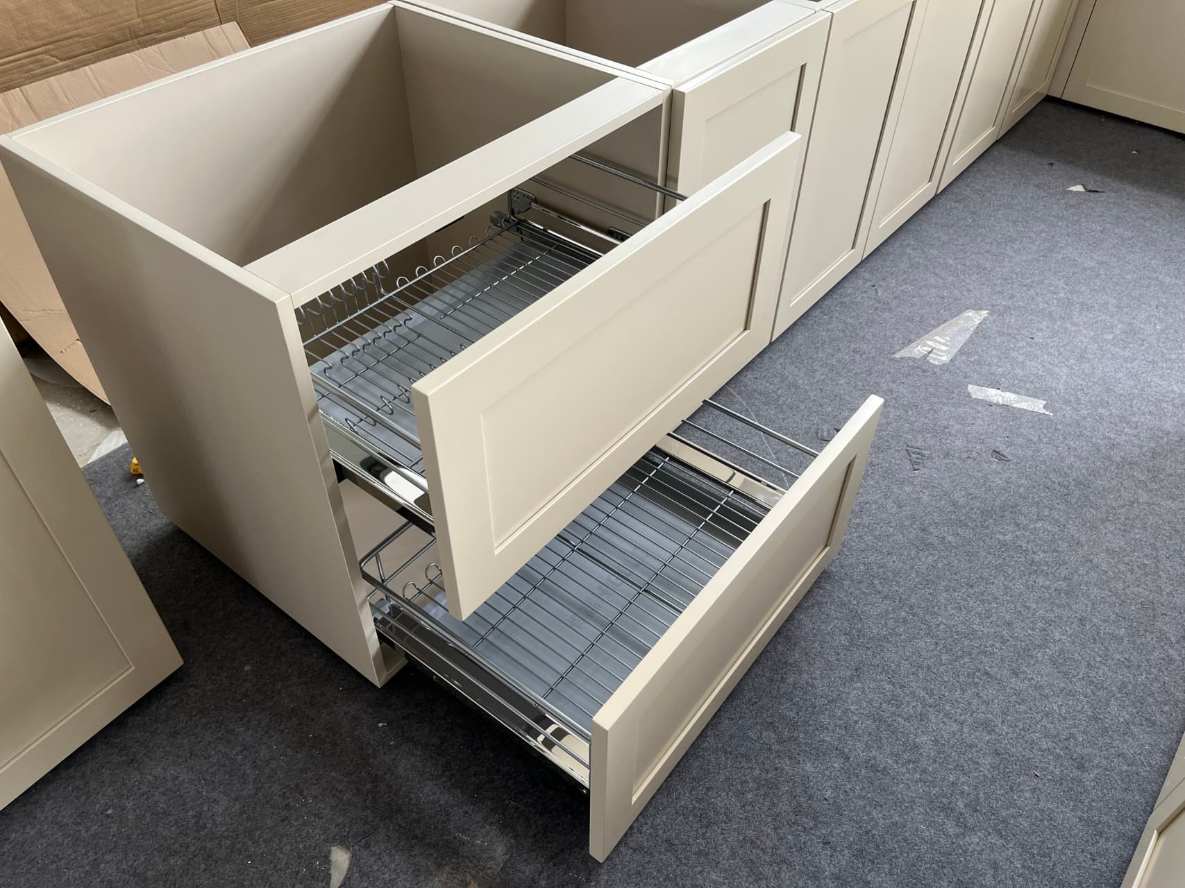 Modern Cherry Timber Lacquer Kitchen Cabinets with Island-Inspection Process