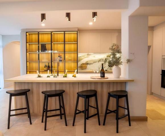 Modern Glass & Matte Lacquer Living Room Cabinets | OEM & ODM Customization for Distributors and Dealers | Full House Cabinetry Solutions
