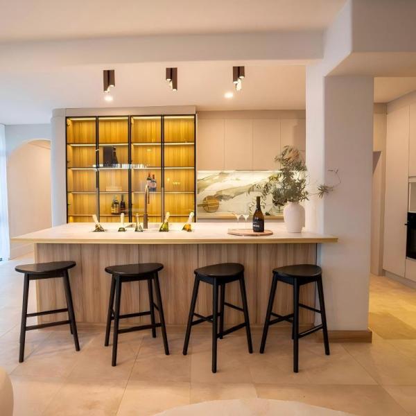 Modern Glass & Matte Lacquer Living Room Cabinets | OEM & ODM Customization for Distributors and Dealers | Full House Cabinetry Solutions