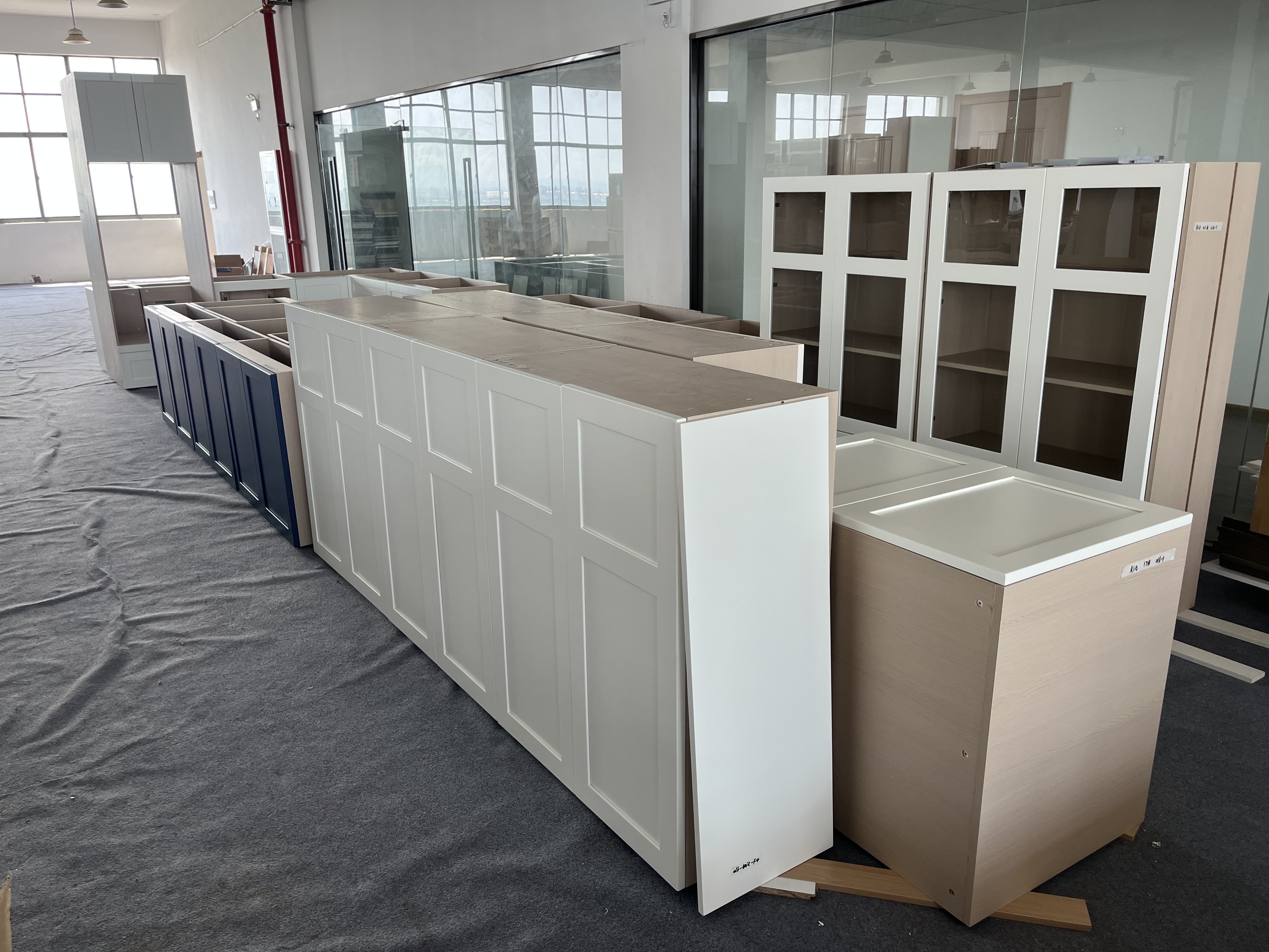 Classic High End Oak Timber Kitchen Cabinets-Inspection Process