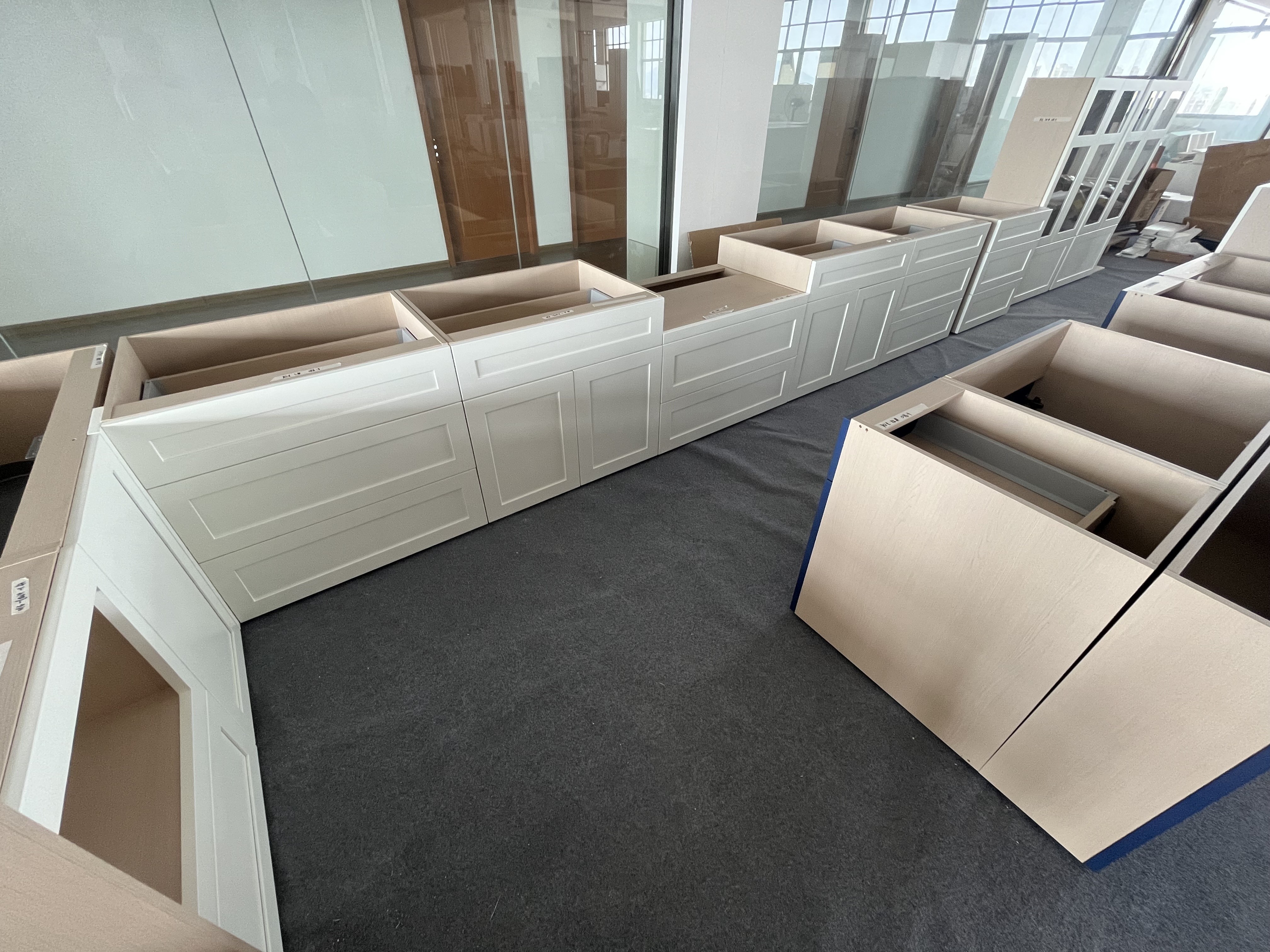 Classic High End Oak Timber Kitchen Cabinets-Inspection Process