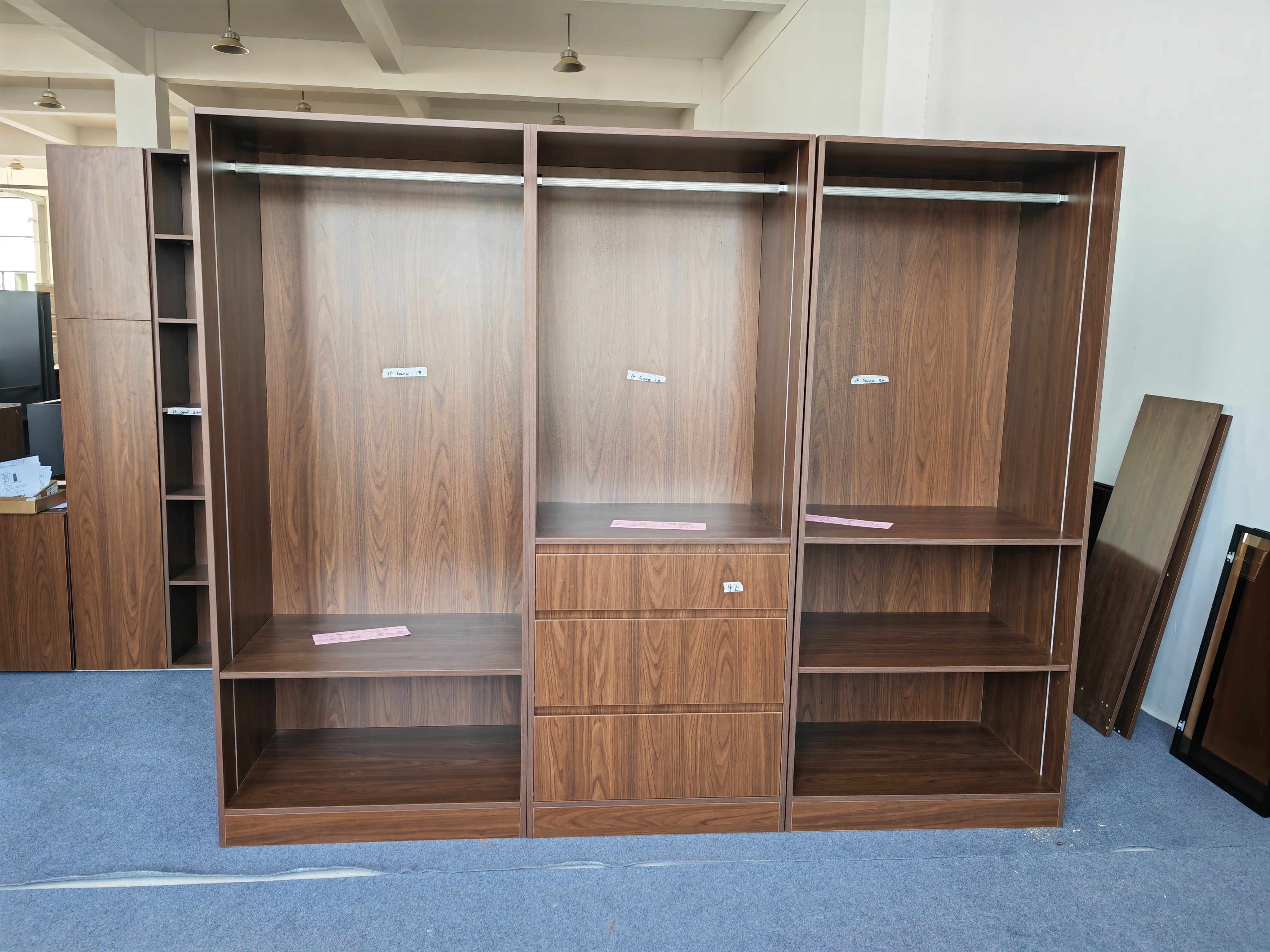 High-End Traditional Customzation Kitchen Cabinet Inspection Process