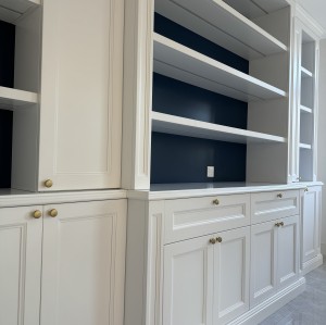 Classic Traditional | Premium Solid Wood & Crown Molding | Luxury Villa Home Office Joinery | ODM Customization