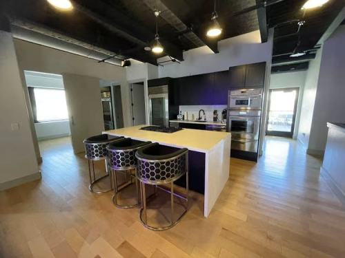 Professional CAD Design | Traditional Style Kitchen |North American cherry wood| Quartz Island