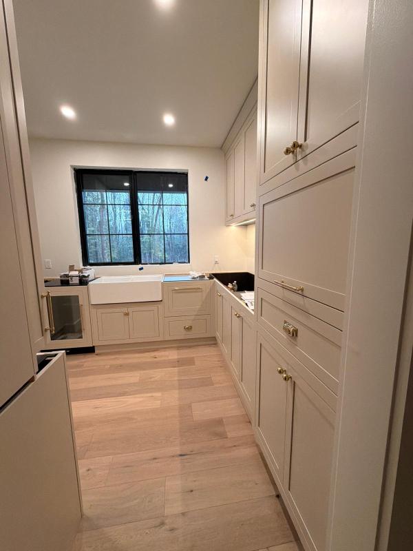 Classical Butlers Pantry Cabinets | OEM/ODM Manufacturer for Dealers & Trade Partners | Custom Full House Cabinetry Solutions with 3D Design & Installation Services