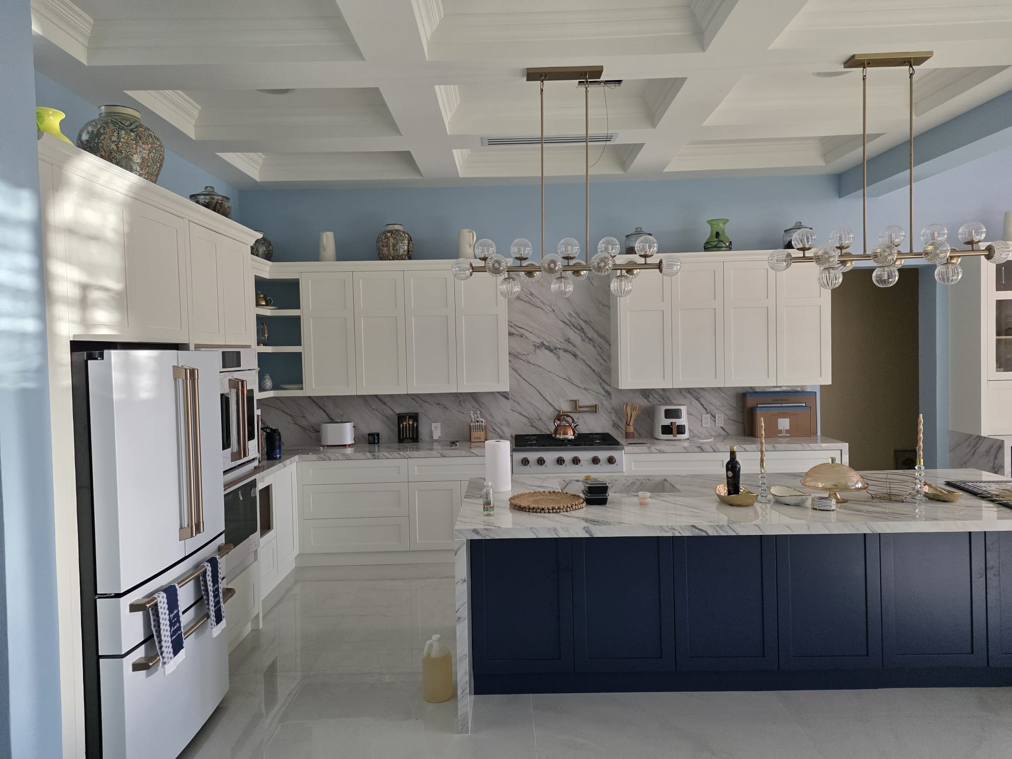 Classic High End Oak Timber Kitchen Cabinets