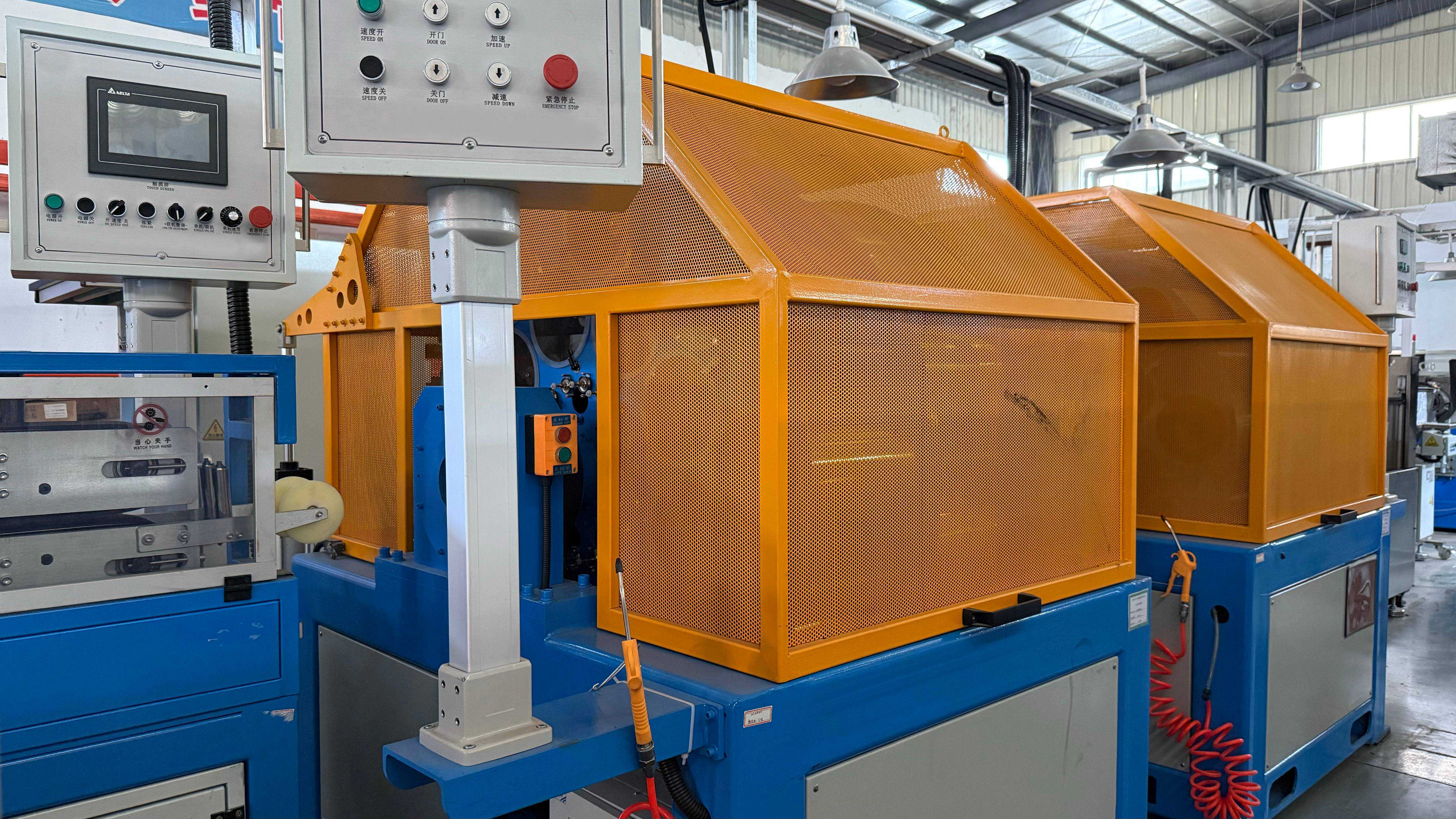 Extrusion line at the RESRUB plant