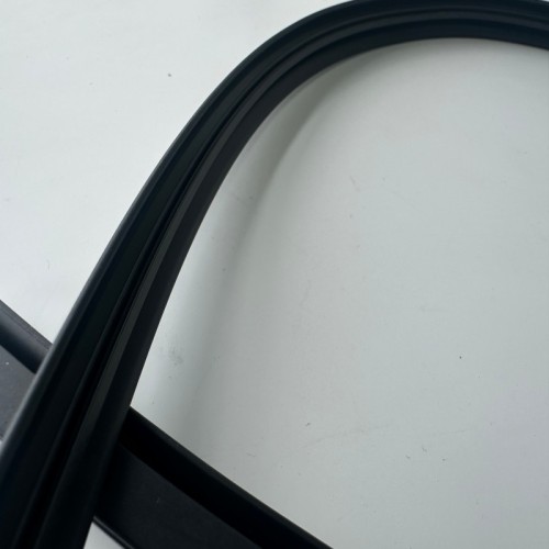 Eco-Friendly Rubber Sealing Strip Chemical-Resistant and Long-Lasting for Construction and Plumbing Systems