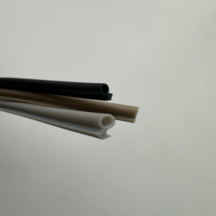 Scratch - Resistant Anti - Abrasion Luggage Seal Strips for Maintaining Aesthetic Appeal