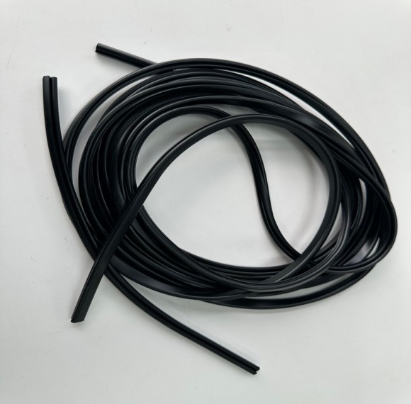 Shock-Absorbent TPE Sealing Strip for Industrial-Grade Toolbox Security