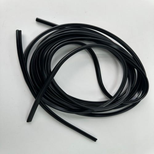 Heat-Resistant TPE Sealing Strip for Secure Toolbox Closure in Extreme Conditions