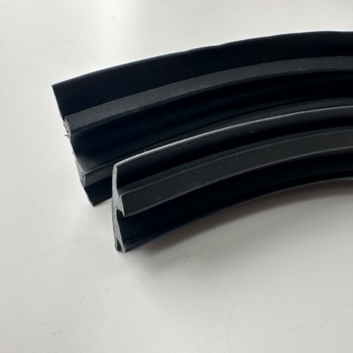 High-Temperature Resistant TPV Seal Strip for Roof Rack Durable and Weatherproof for Long-Lasting Vehicle Protection