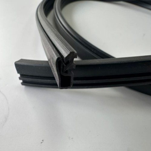 Weatherproof Rubber Waterproof Seal UV-Resistant and Corrosion-Proof for Outdoor and Marine Use