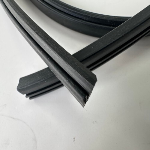 High-Temperature Resistant Rubber Waterproof Seal Durable and Flexible for Industrial and Automotive Applications