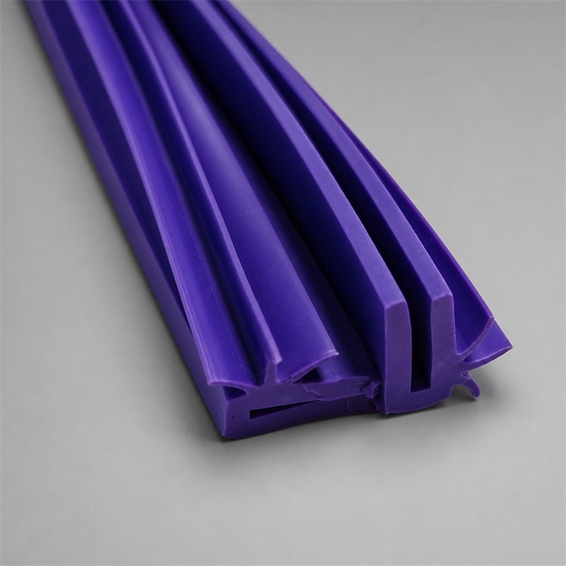 Custom Ribbed Silicone Extrusion for Lighting and Equipment Seals main profile view