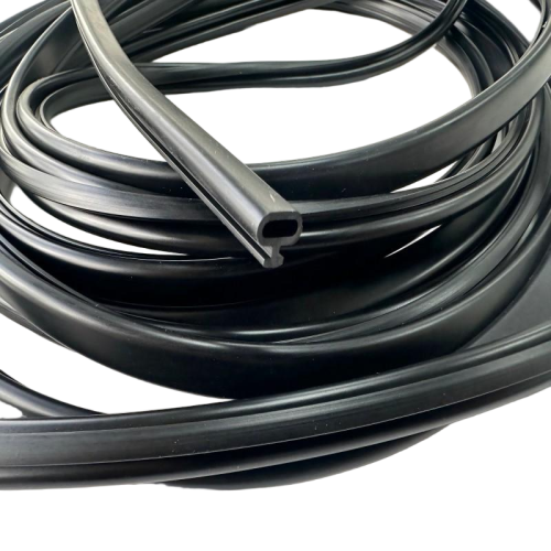Heat-Resistant TPE Sealing Strip for Secure Toolbox Closure in Extreme Conditions