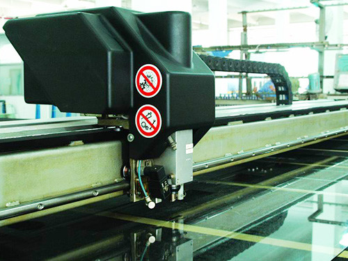 CNC precision contour machining for sapphire automotive glass