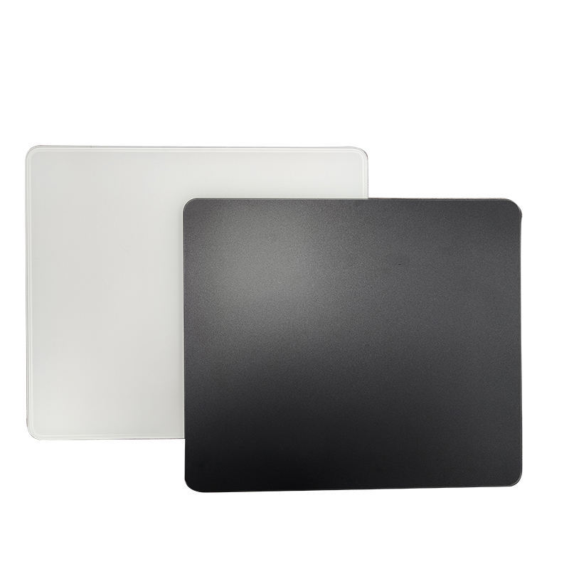 Matte glass gaming mouse pad surface