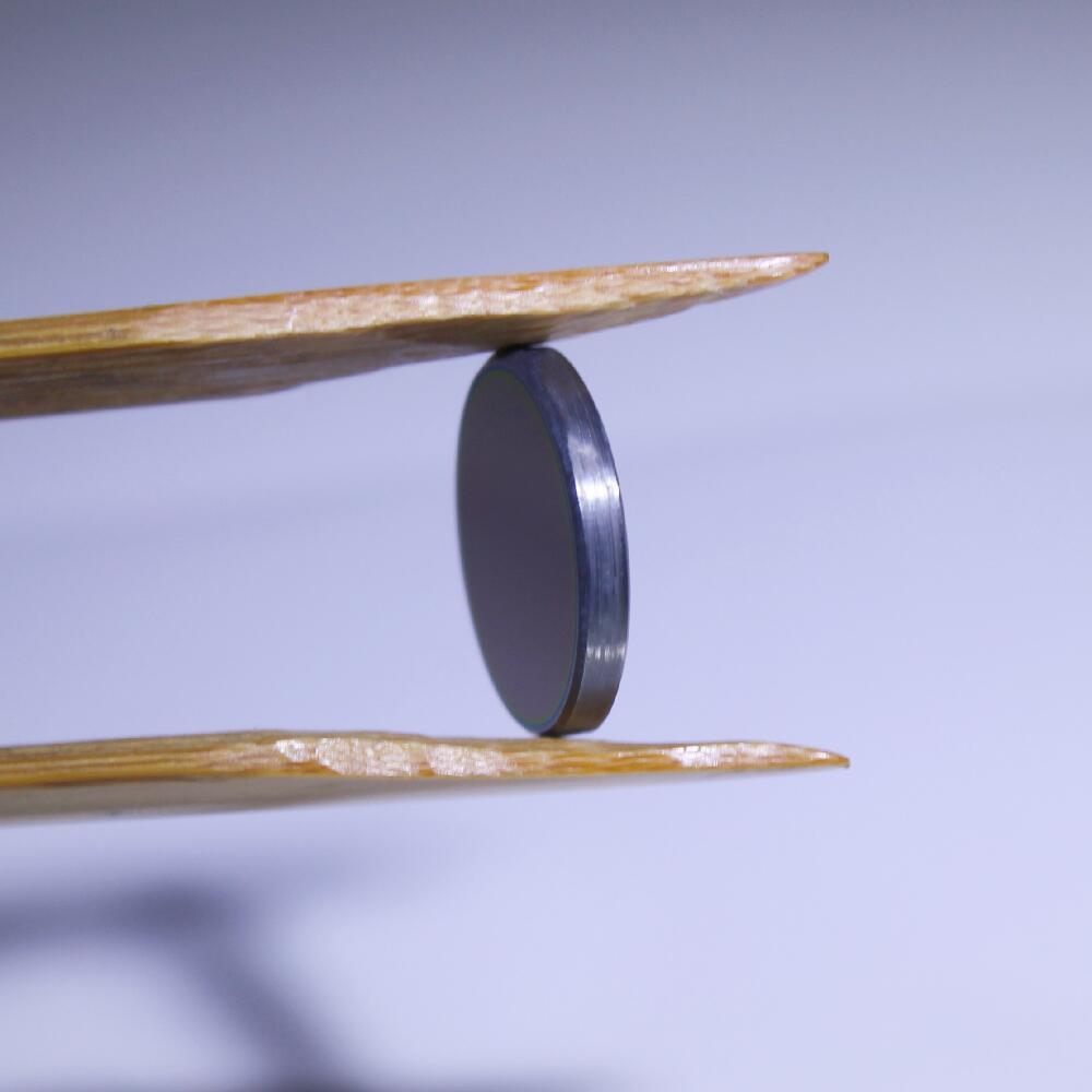 Uncoated Silicon Window