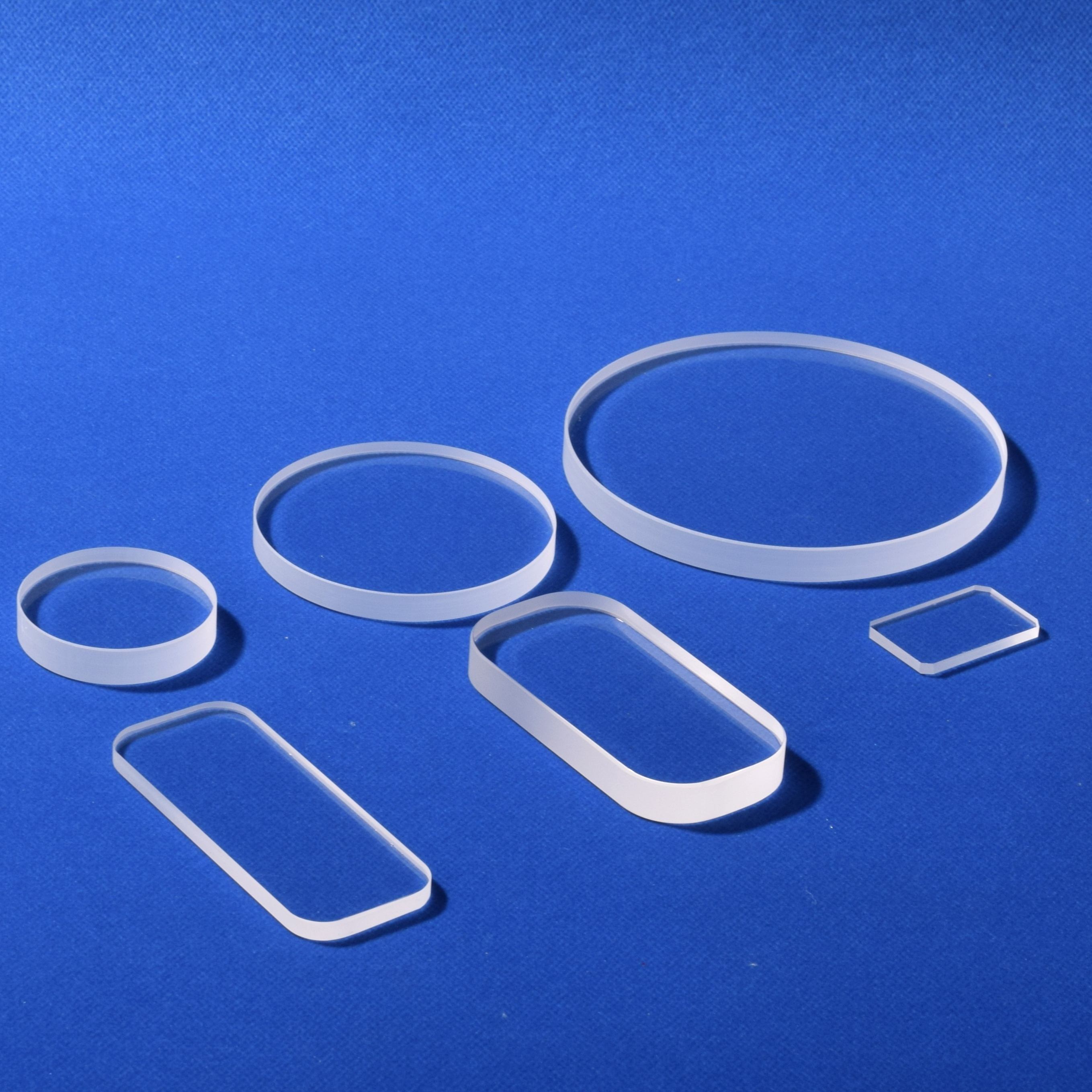 Custom machined quartz plate with drilling and chamfering