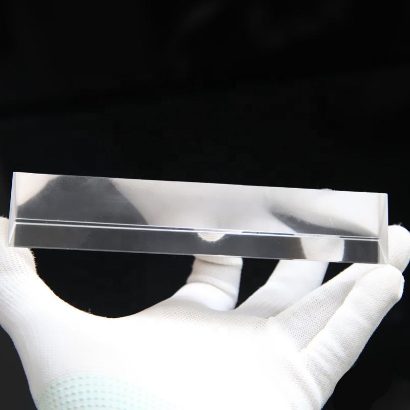 Long triangular measuring prism for optical testing