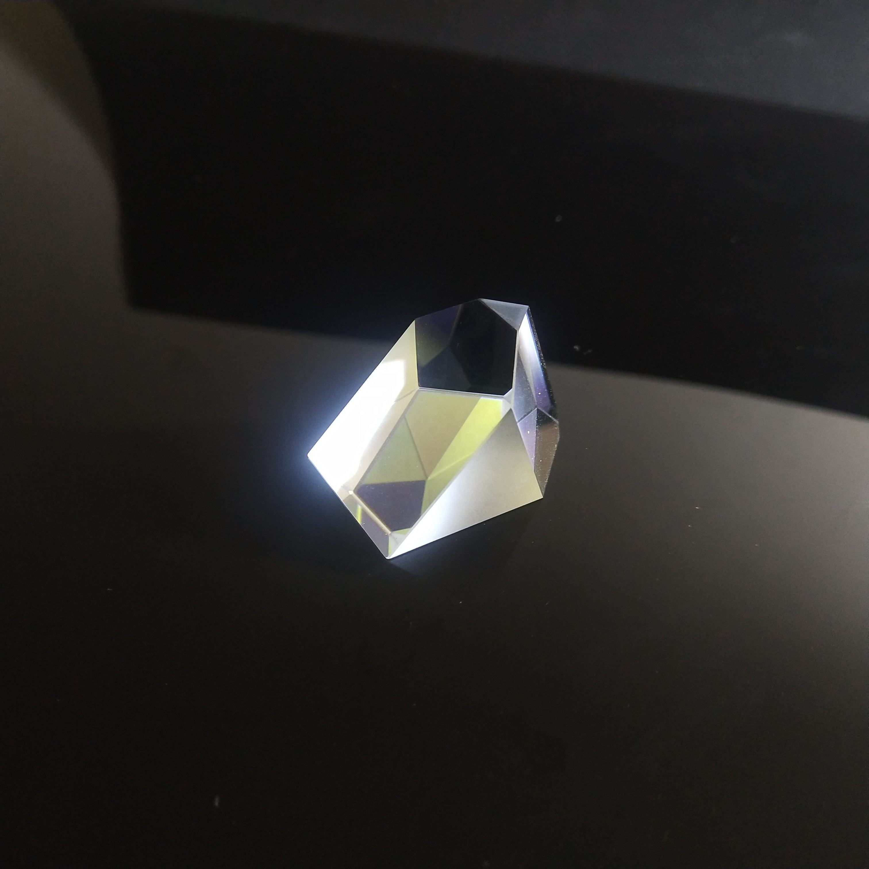 Precision polished Dove optical prism