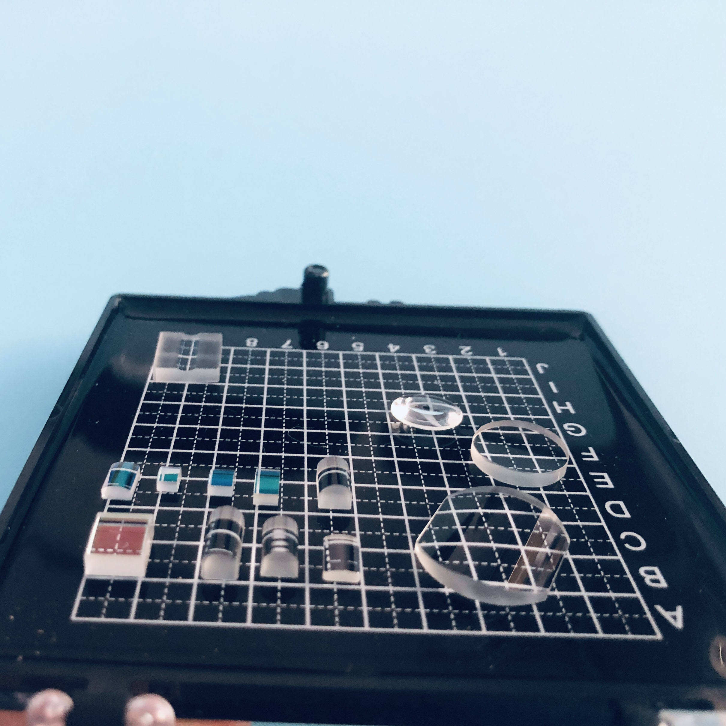 Felix Glass custom C-plane single crystal sapphire window for industrial furnace camera protection, high temperature anti-corrosion sapphire viewport with IR anti-reflection coating for thermal monitoring equipment