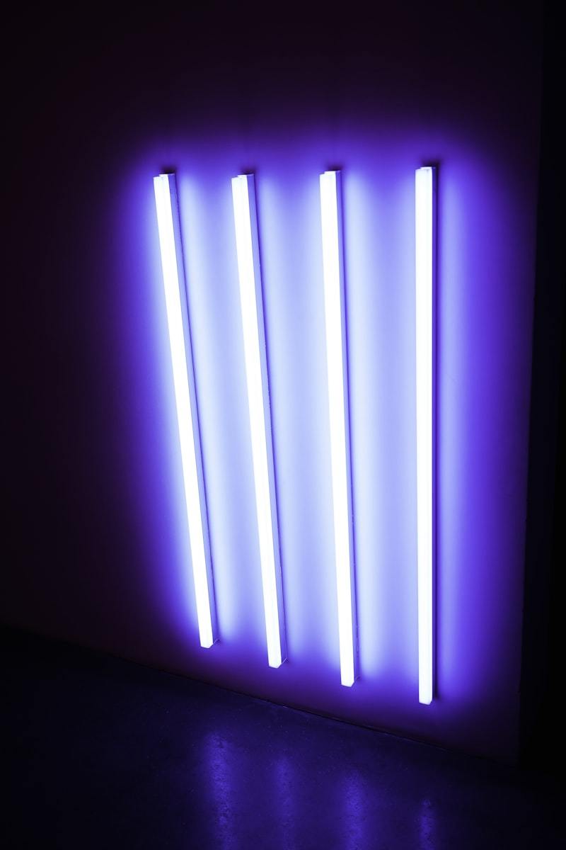UV fluorescent lamps used in laboratory ultraviolet spectrum testing instruments