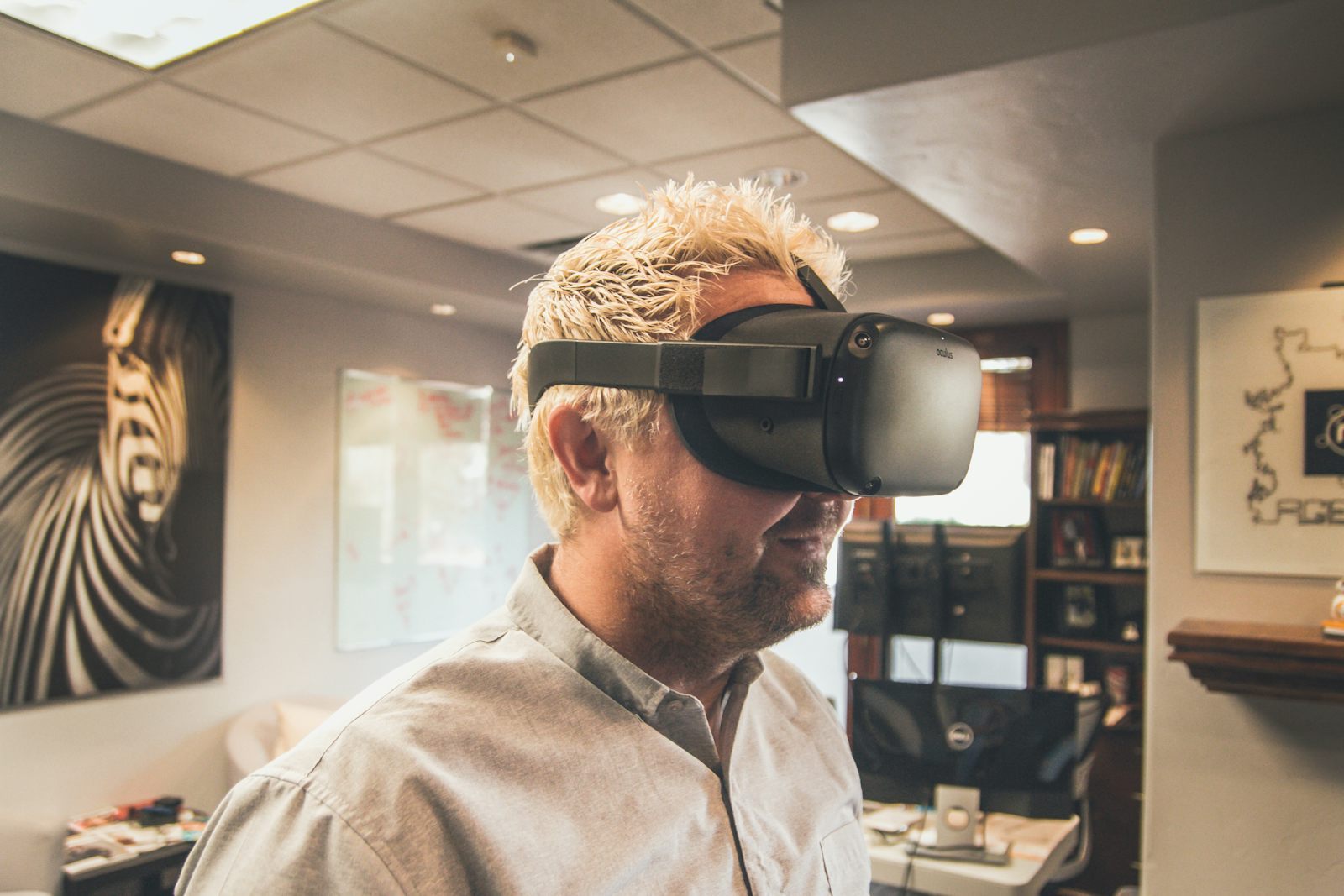 AR VR headset application for an ultra thin sapphire eyepiece protective cover