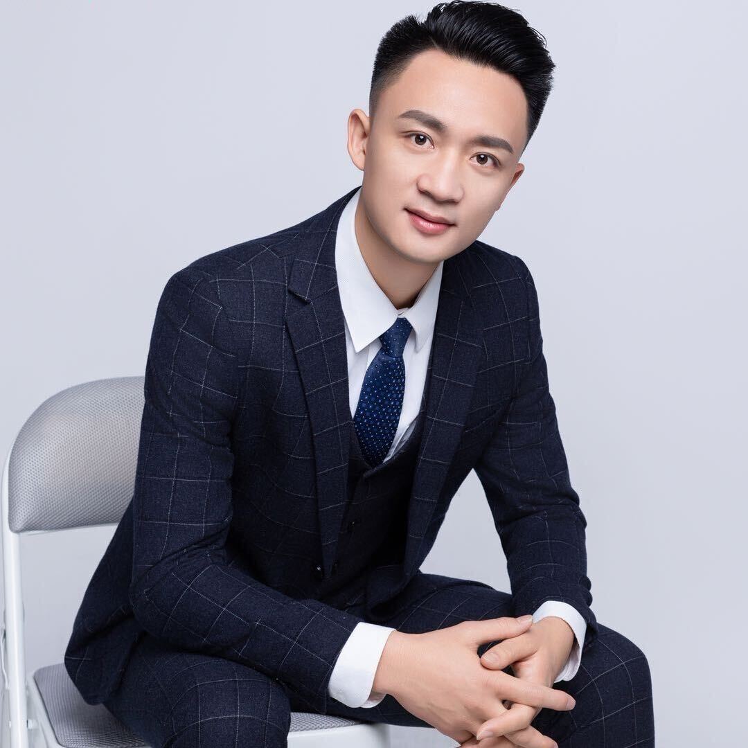 James Fu International Sales Director Felix Glass
