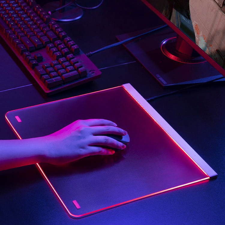 E‑sports competitive gaming glass mouse pad