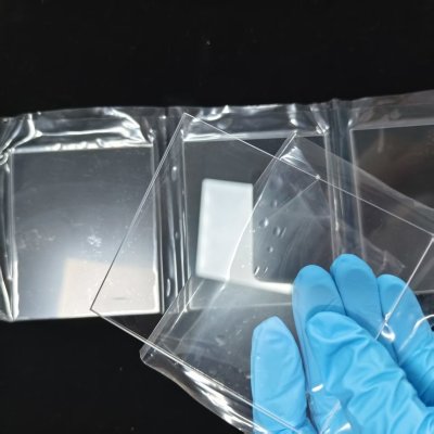 Quartz Glass Plate Manufacturer | Custom Fused Silica Plates for Optics, Semiconductor & UV Applications