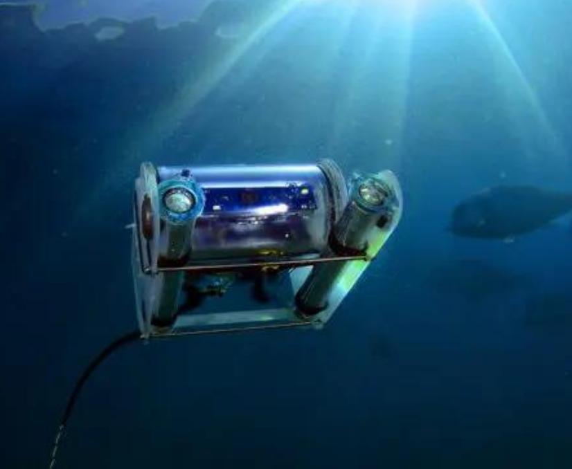 Autonomous underwater vehicle (AUV) deployed in deep ocean survey, equipped with scratch-proof saltwater-resistant sapphire detection window