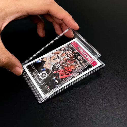 35pt Sports and Trading Cards Slab Ultra Clear Pro Fit Design Case Storage Sport Baseball Mini Snap Card Holder