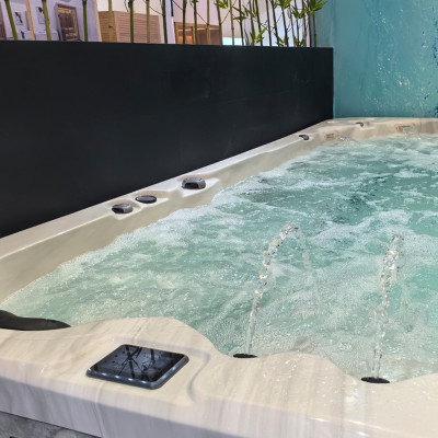 Spa Control Panel PB565 Wholesale | Smart Modern Stylish Touch Control Panel for Premium Hot Tub | B2B Sourcing