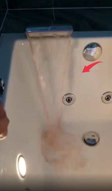  Bathtub Component Details