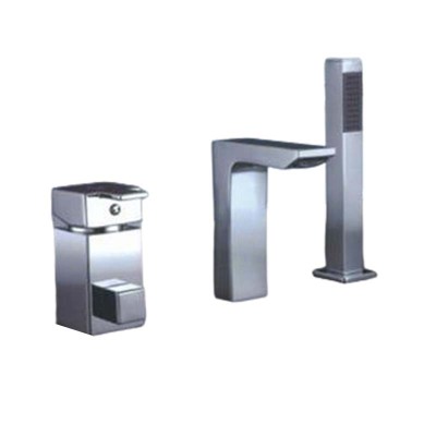 Bathtub Faucet Set LT303 | Wholesale | brass diverter spout freestanding tub faucet | wholesale luxury floor-mounted bath mixer supplier