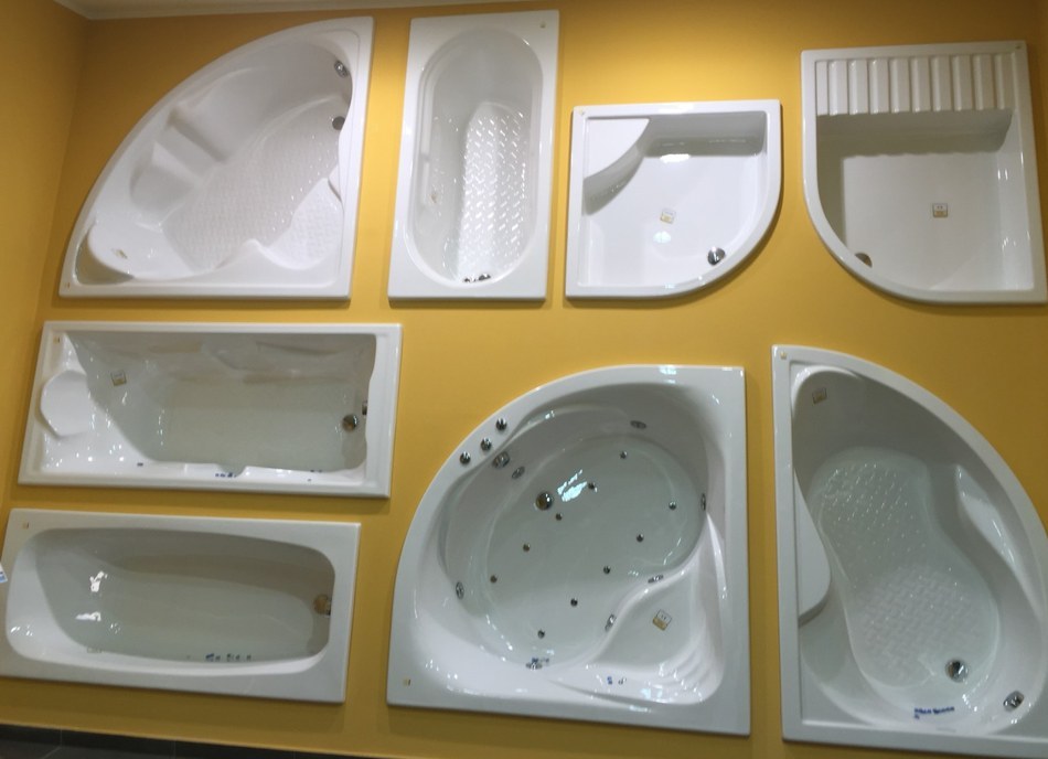 FOT's shower tray model wall