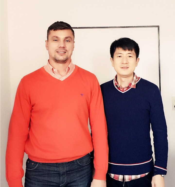 Grenz the owner of GPP with Jonny from Hydrorelax at the Bremen office in December 2015