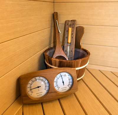 Sauna Bucket and Ladle Set YZ-002 | Wholesale | Canadian Cedar Bucket Package with Thermo-hygrometer | B2B Bulk Supply