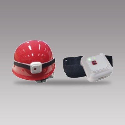 PT202 UWB Tag for Wrist or Helmet with Charger