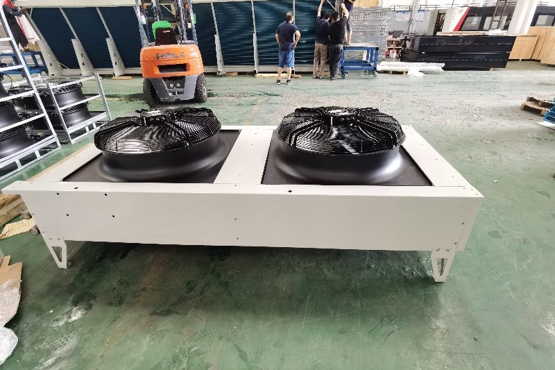 5/8W copper tube flat-type dry cooler with EC variable-speed fans