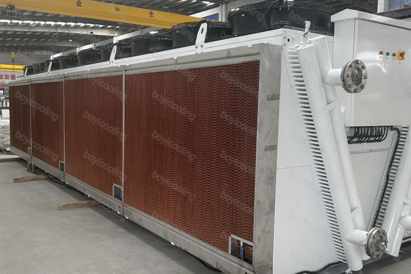 BOYI customized 930KW Copper Tube V-type Dry Cooler with Wet Curtain