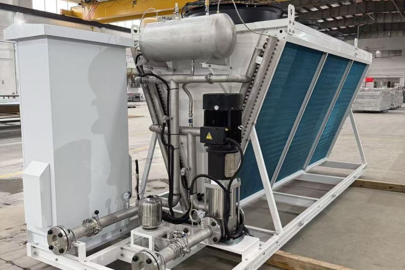 Dry cooler with integrated water pump and control system for remote monitoring