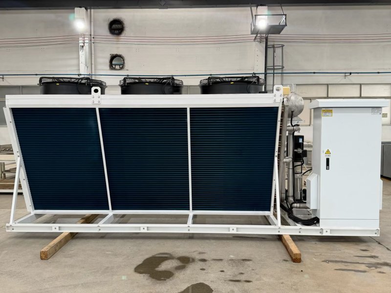 Hybrid Dry Cooling Systems: Combining Air and Adiabatic Cooling for Peak Efficiency