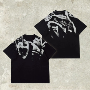 OEM Garment Manufacturer vs. Private Label: Which is the Right Path for Your Clothing Brand?