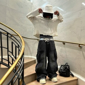 The Art of Knitwear: A Guide from a Custom Knit Sweater Manufacturer