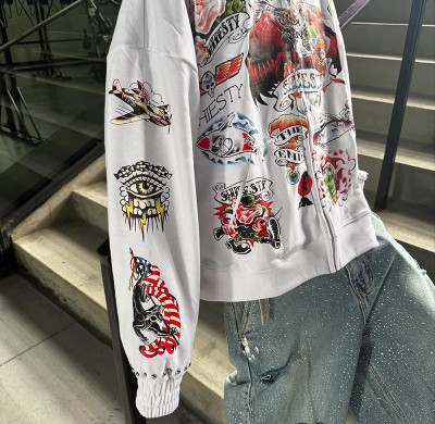 Luxury Hoodie Manufacturer | Custom Streetwear Graphic Zip Up Hoodies OEM Clothing Factory