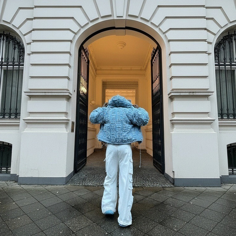 streetwear manufacturing process, AI fabric inspection, heavyweight hoodie production, Dongguan clothing factory, global apparel manufacturing companies