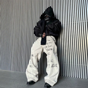 TOP 10 OEM Clothing Manufacturers for Streetwear & Fashion Brands 2025